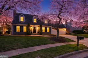 1502 Chain Bridge Ct, McLean, VA 22101 - Photo 1