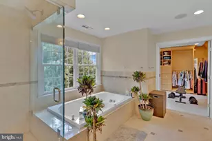 1502 Chain Bridge Ct, McLean, VA 22101 - Photo 27