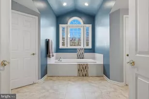 12967 Highland Oaks Ct, Fairfax, VA 22033 - Photo 15