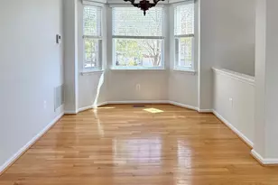 5142 Ballycastle Cir, Alexandria, VA 22315 - Photo 9