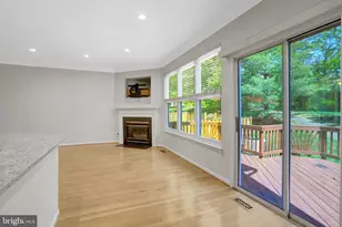 5142 Ballycastle Cir, Alexandria, VA 22315 - Photo 23