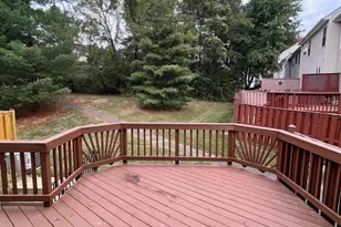 5142 Ballycastle Cir, Alexandria, VA 22315 - Photo 3