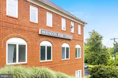 299 Herndon Parkway #106, Herndon, VA 20170 - Photo 15