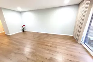 9800 Kingsbridge Dr, Fairfax, VA 22031 - Photo 5