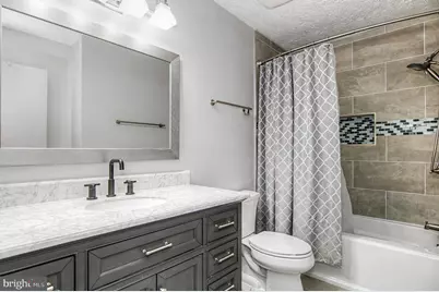 6105 Hoskins Hollow Circle, Centreville, VA 20121 - Photo 31