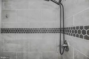 6105 Hoskins Hollow Cir, Centreville, VA 20121 - Photo 25