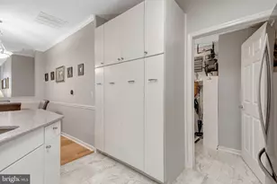 4310 Cannon Ridge Ct, Fairfax, VA 22033 - Photo 7