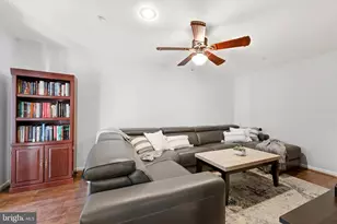 4367 Hackney Coach Ln, Fairfax, VA 22030 - Photo 15