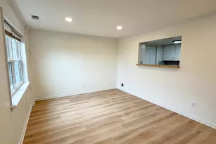 9833 Hagel Cir, Lorton, VA 22079 - Photo 3