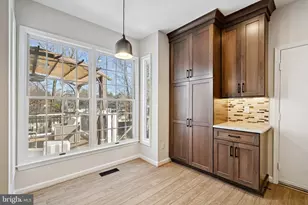 6909 Confederate Ridge Ln, Centreville, VA 20121 - Photo 11