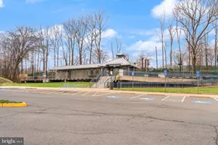 6027 Ridge Ford Dr, Burke, VA 22015 - Photo 73