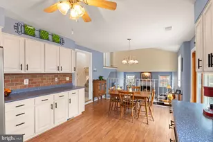 6027 Ridge Ford Dr, Burke, VA 22015 - Photo 23