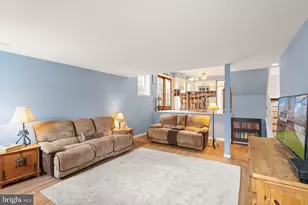 6027 Ridge Ford Dr, Burke, VA 22015 - Photo 47