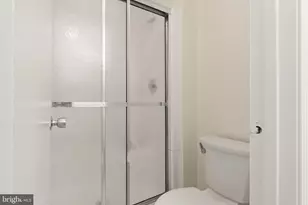 6027 Ridge Ford Dr, Burke, VA 22015 - Photo 37