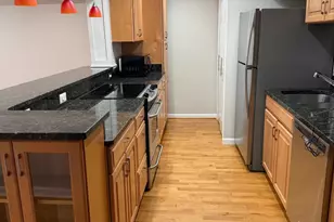 9518 Hagel Cir, Lorton, VA 22079 - Photo 7