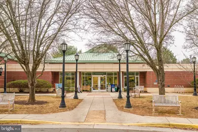1146 Walker Road #G, Great Falls, VA 22066 - Photo 37
