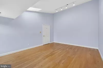 1146 Walker Road #G, Great Falls, VA 22066 - Photo 17