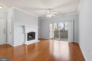 12124 Garden Ridge Ln, Fairfax, VA 22030 - Photo 9