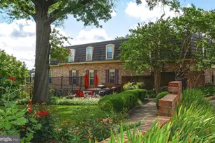 3113 Patrick Henry Dr, Falls Church, VA 22044 - Photo 31