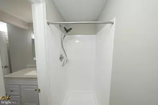 9203 Sheffield Hunt Ct, Lorton, VA 22079 - Photo 35