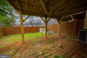 9203 Sheffield Hunt Ct, Lorton, VA 22079 - Photo 49