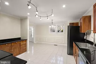 14403 Turin Ln, Centreville, VA 20121 - Photo 7