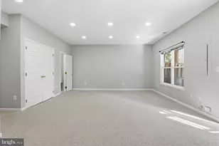 12409 Casbeer Dr, Fairfax, VA 22033 - Photo 29