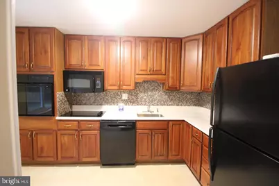 7712 Royston Street, Annandale, VA 22003 - Photo 5