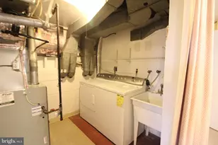 7712 Royston St, Annandale, VA 22003 - Photo 21