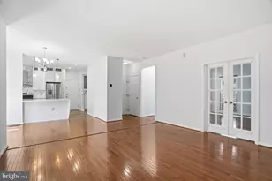 7710 Cashland Ct, Alexandria, VA 22315 - Photo 19