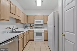 1720 Lake Shore Crest Dr, Reston, VA 20190 - Photo 11