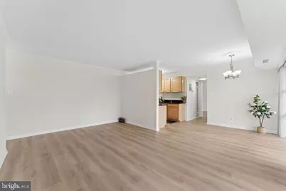 7704 Donnybrook Court #102, Annandale, VA 22003 - Photo 5