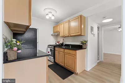 7704 Donnybrook Court #102, Annandale, VA 22003 - Photo 15