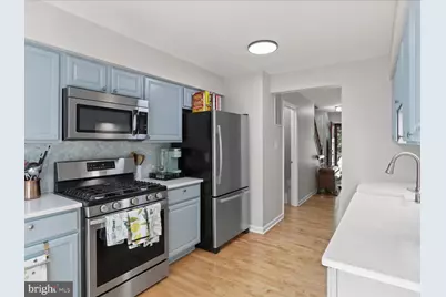 5701 Edgewater Oak Court, Burke, VA 22015 - Photo 5