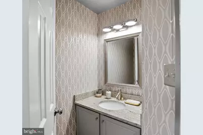 6065 Estates Drive, Alexandria, VA 22310 - Photo 9