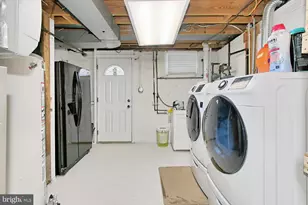 212 Ross Dr SW, Vienna, VA 22180 - Photo 39