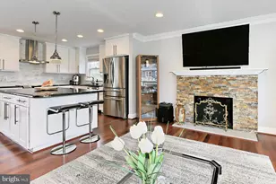 212 Ross Dr SW, Vienna, VA 22180 - Photo 13