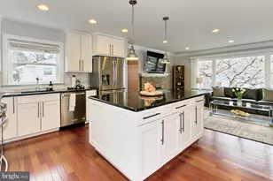 212 Ross Dr SW, Vienna, VA 22180 - Photo 17