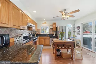 6902 Westlawn Dr, Falls Church, VA 22042 - Photo 9