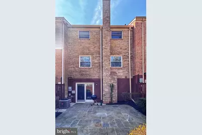 9612 Lindenbrook Street, Fairfax, VA 22031 - Photo 3