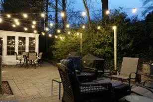 10727 Shingle Oak Ct, Burke, VA 22015 - Photo 3