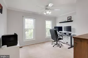 10727 Shingle Oak Ct, Burke, VA 22015 - Photo 29