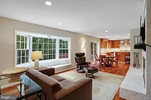 1104 Flor Ln, McLean, VA 22102 - Photo 21