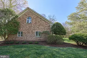 2713 Silkwood Ct, Oakton, VA 22124 - Photo 71