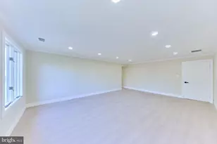 2713 Silkwood Ct, Oakton, VA 22124 - Photo 45