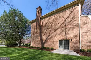 2713 Silkwood Ct, Oakton, VA 22124 - Photo 49