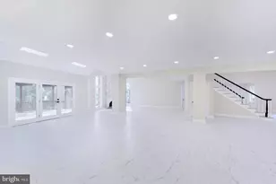 2713 Silkwood Ct, Oakton, VA 22124 - Photo 27