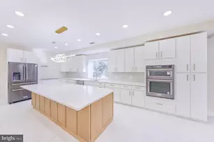 2713 Silkwood Ct, Oakton, VA 22124 - Photo 33