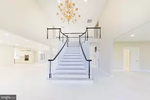 2713 Silkwood Ct, Oakton, VA 22124 - Photo 7