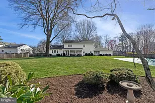 1714 Saddle Ridge Ct, Vienna, VA 22182 - Photo 3